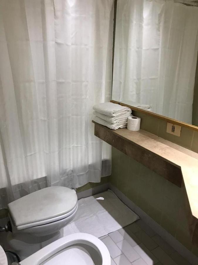 Rancho Tanguero En El Obelisco En Corrientes 818 Lägenhet Buenos Aires Exteriör bild